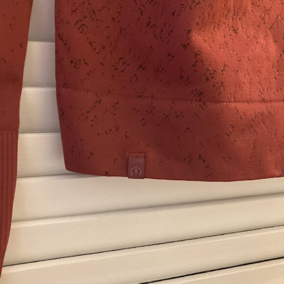 Lululemon Rest Less Cropped Half-Zip, Red and Black Pattern - Size 4 - Picture 9 of 10